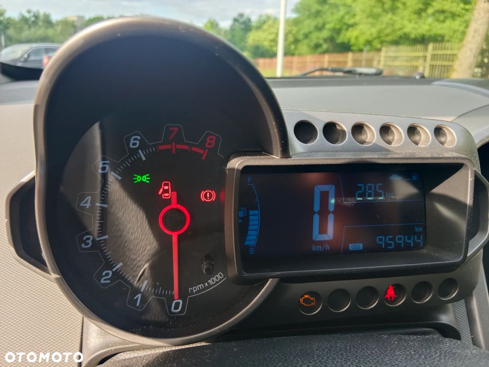 Chevrolet Aveo 1.6 LTZ - 12