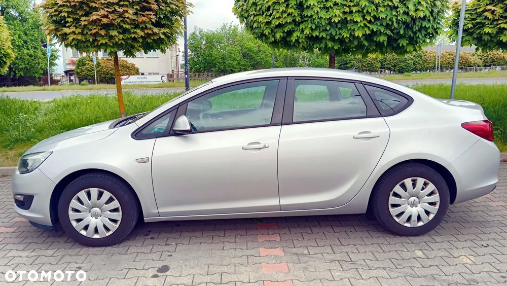 Opel Astra - 3