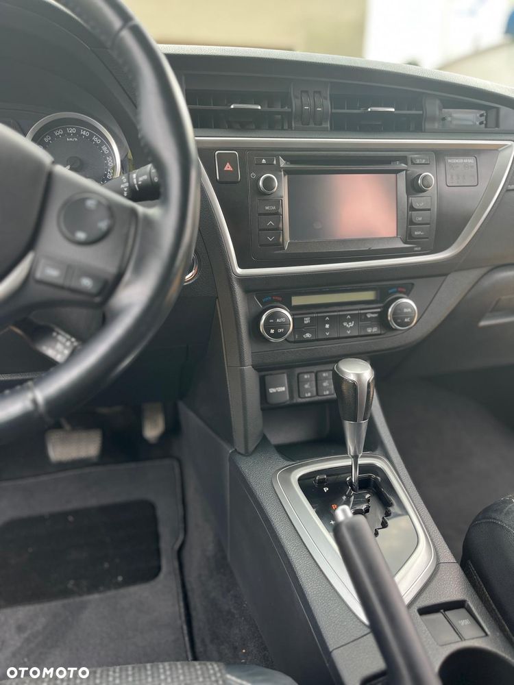 Toyota Auris 1.6 Dynamic MS - 9