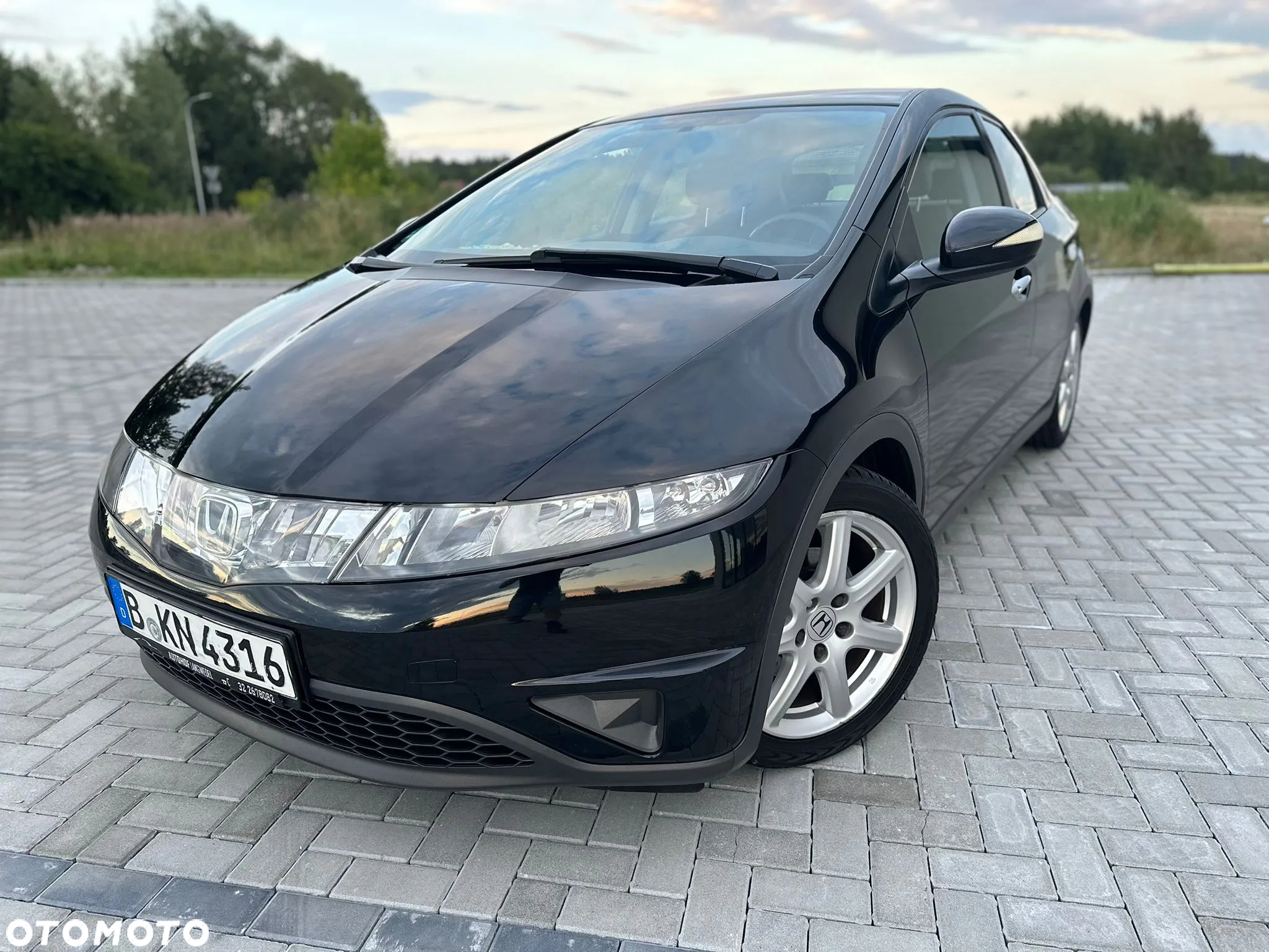 Honda Civic 1.8i-VTEC Executive - 3