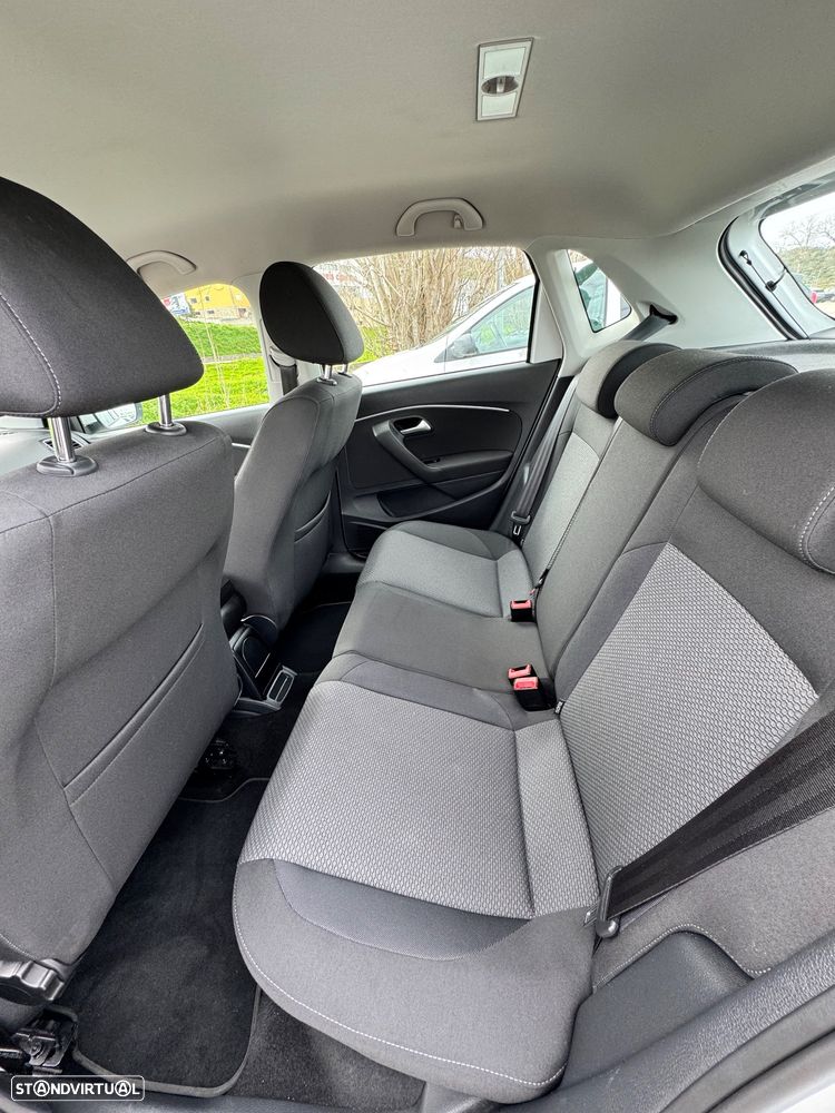 VW Polo 1.2 TSi (Blue Motion ) DSG Highline - 32