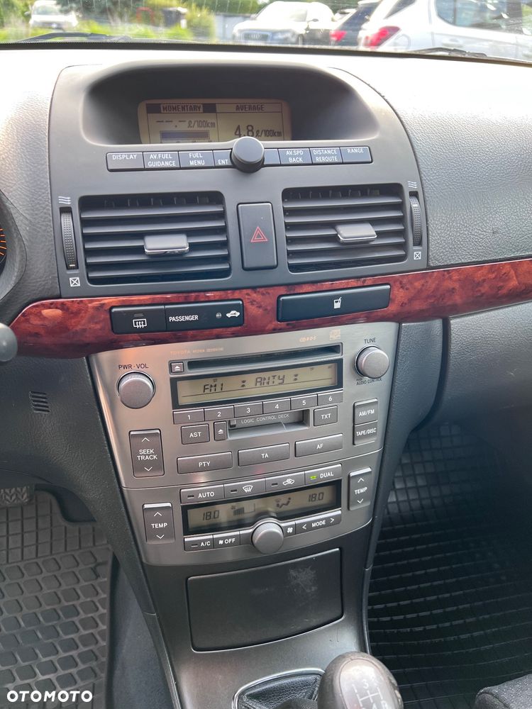 Toyota Avensis 2.0 D-4D Prestige - 9