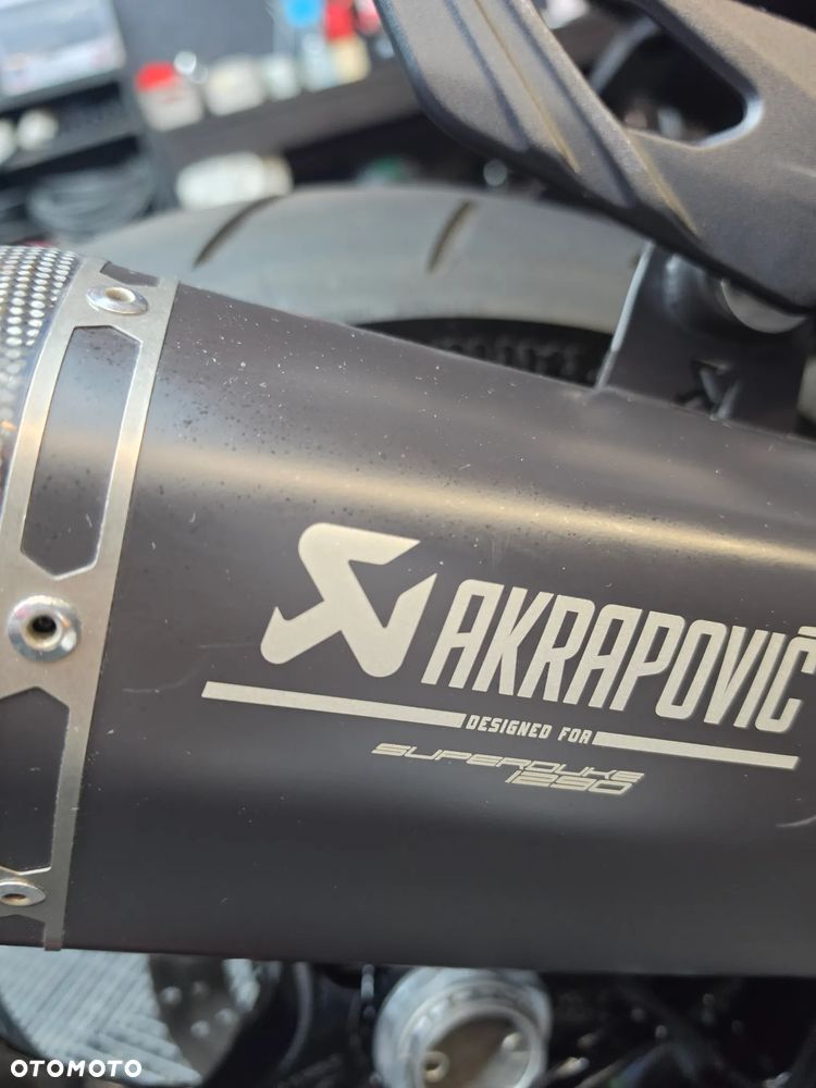 KTM Super Duke - 24