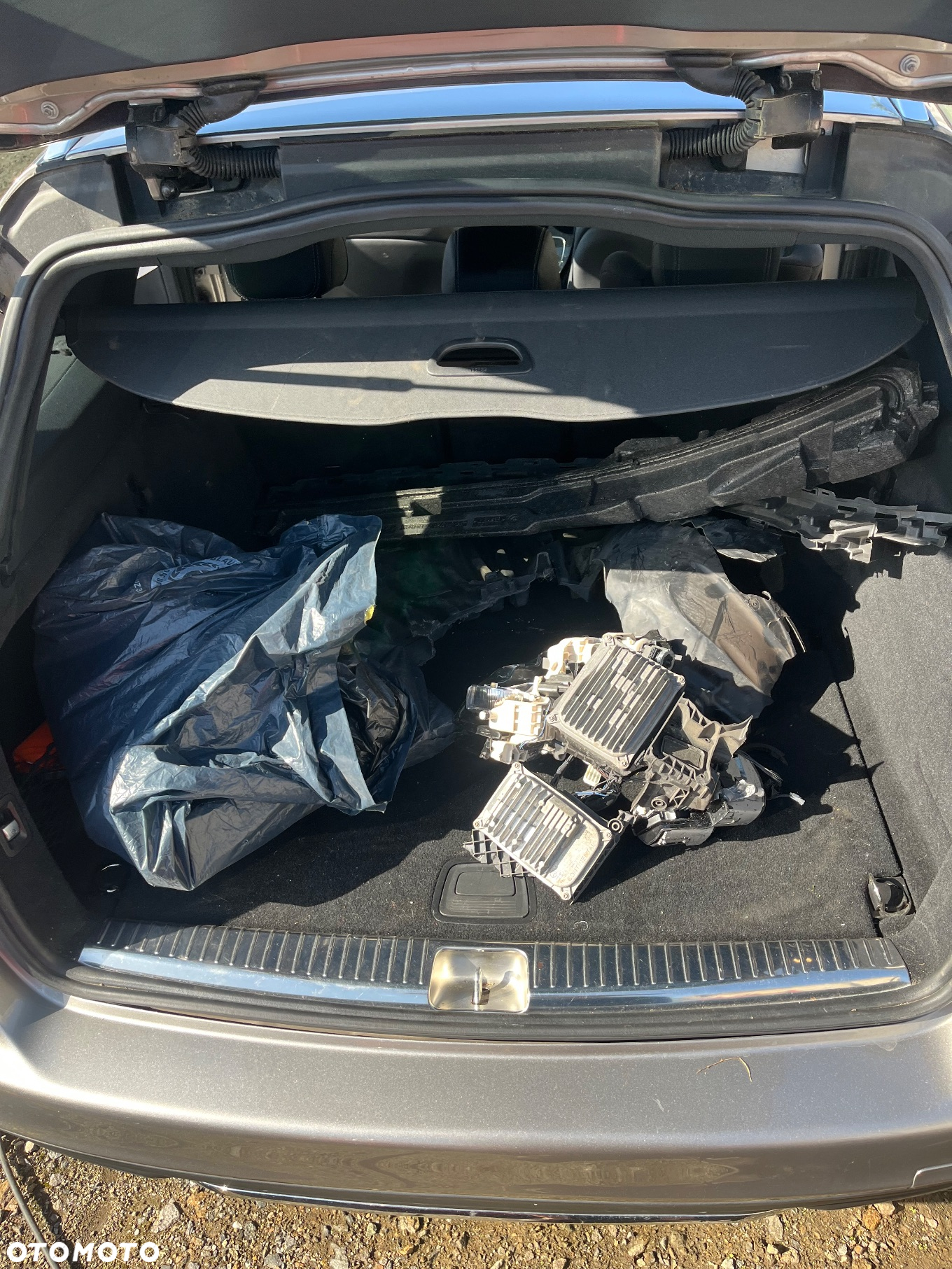 Mercedes-Benz Klasa C 220 d 4Matic T 9G-TRONIC AMG Line - 31