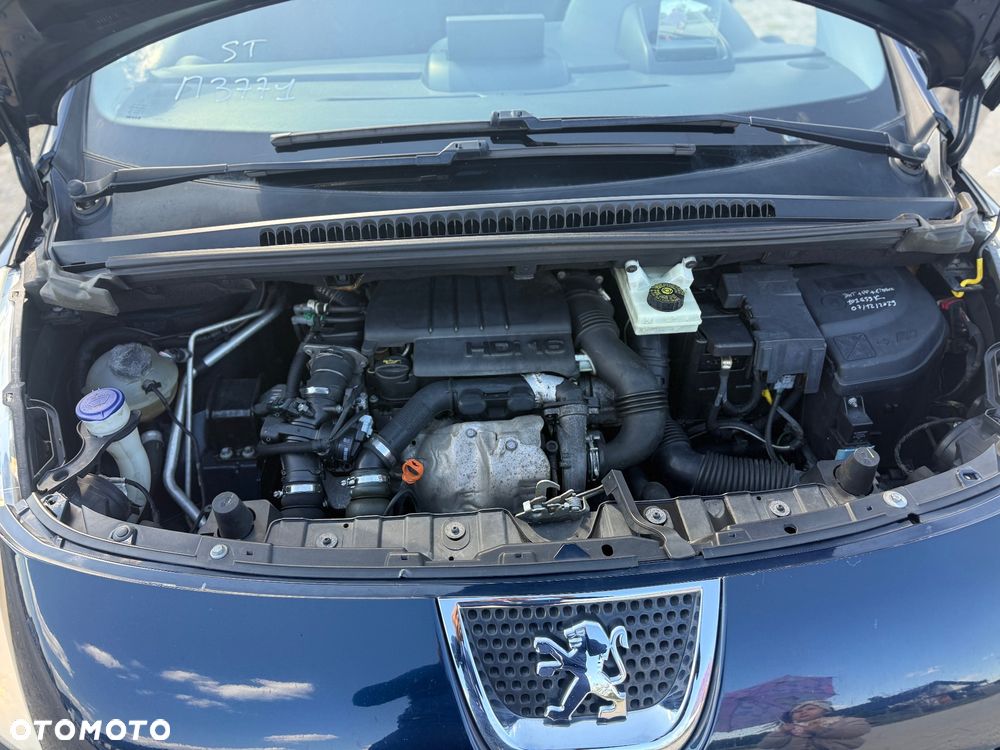 Peugeot 3008 HDi FAP 110 Premium - 14