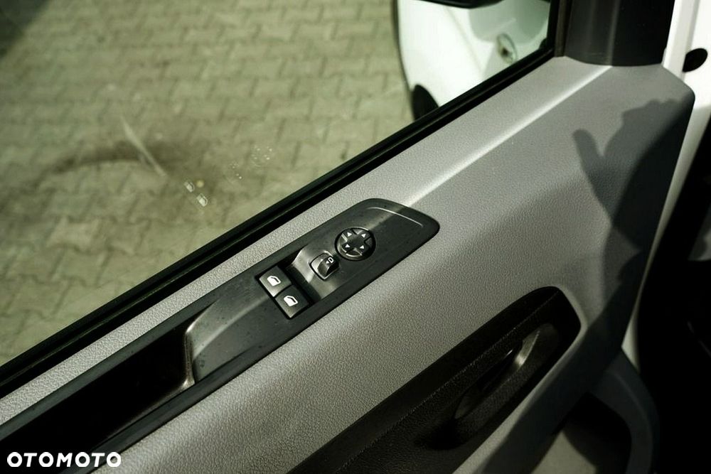 Opel Vivaro - 15