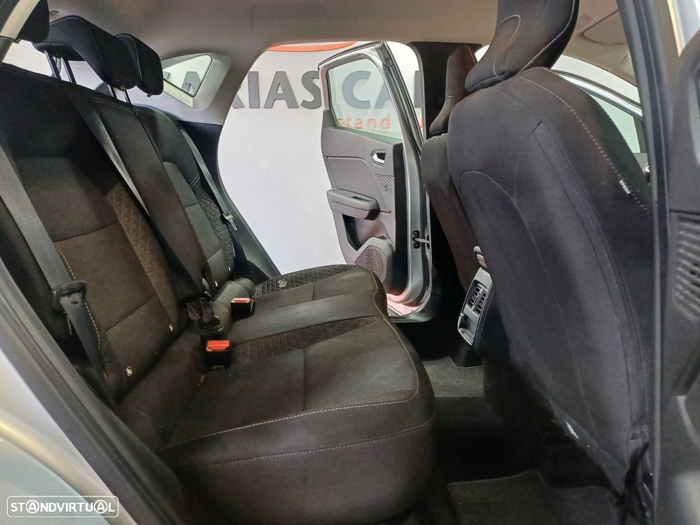 Renault Captur - 12