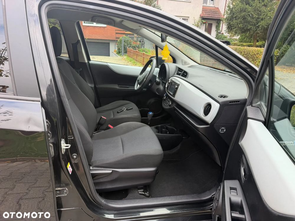 Toyota Yaris - 22