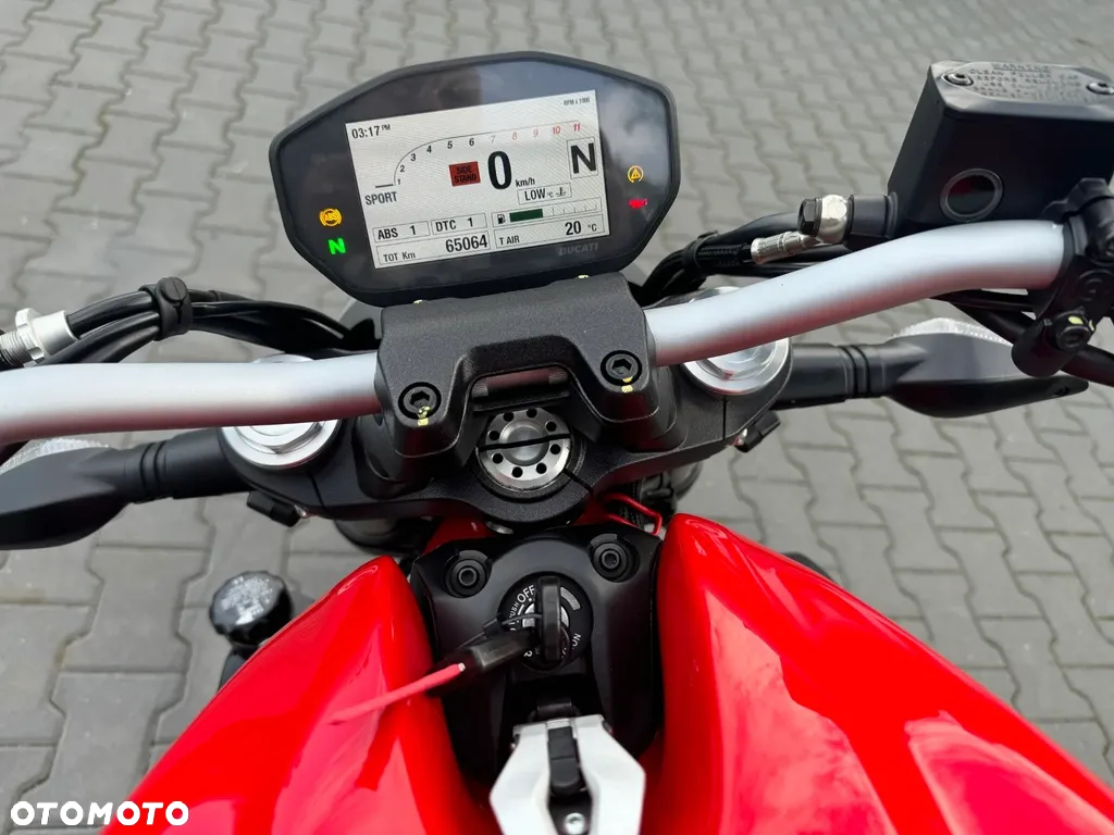 Ducati Monster - 18