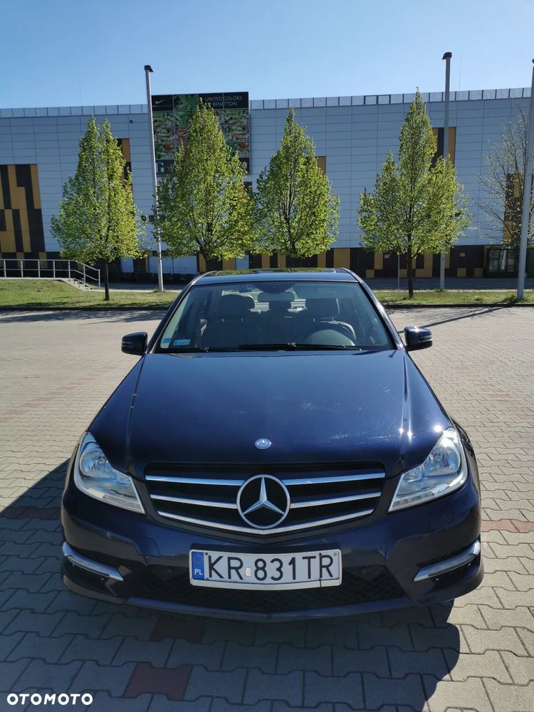 Mercedes-Benz Klasa C 300 4Matic 7G-TRONIC Avantgarde - 14