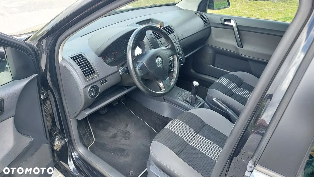 Volkswagen Polo - 7