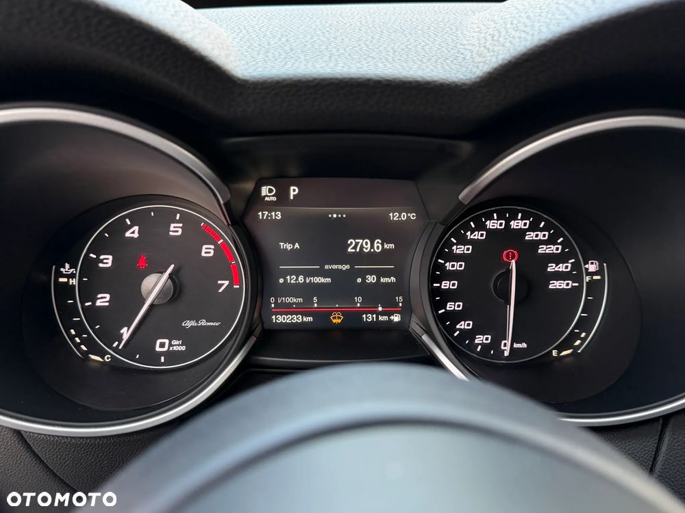 Alfa Romeo Stelvio 2.0 Turbo B-Tech Edition Q4 - 28