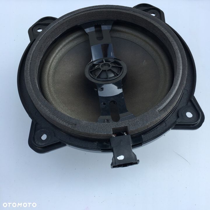 GŁOŚNIK KAROSERII TYŁ AUDI A3 8P 3D 8H0035411 - 2