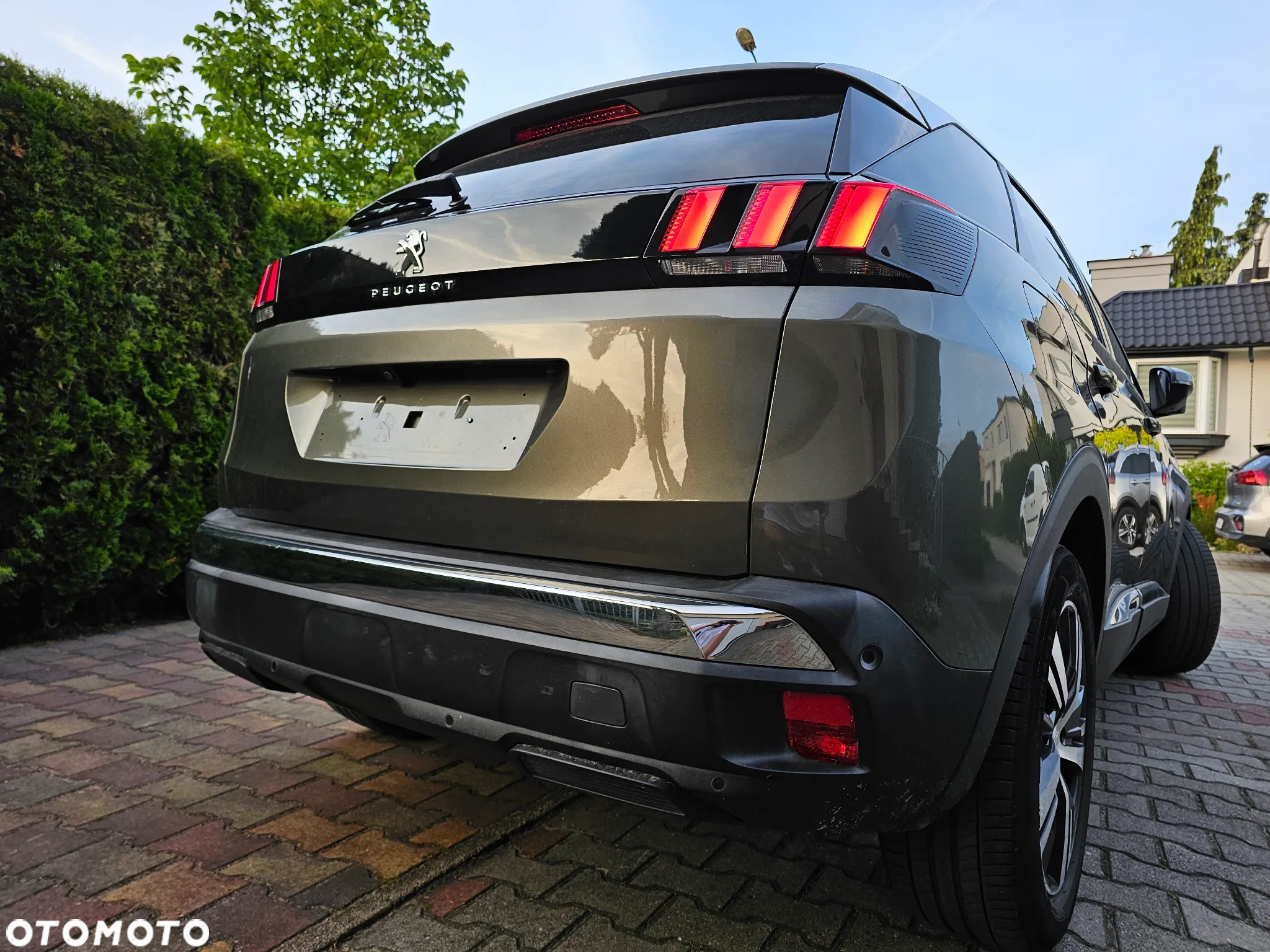 Peugeot 3008 1.2 PureTech GPF Allure S&S EAT8 - 4
