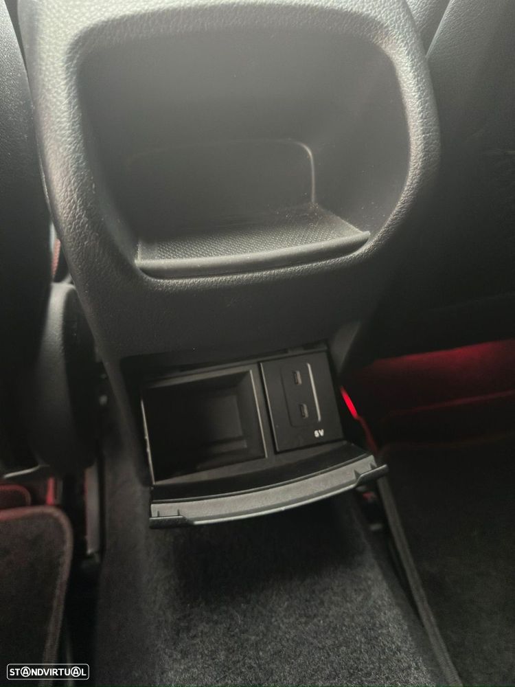 Mercedes-Benz CLA 200 - 18