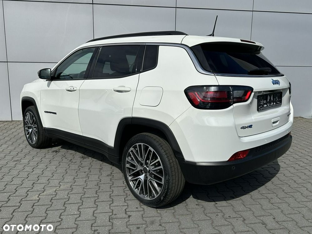 Jeep Compass - 11