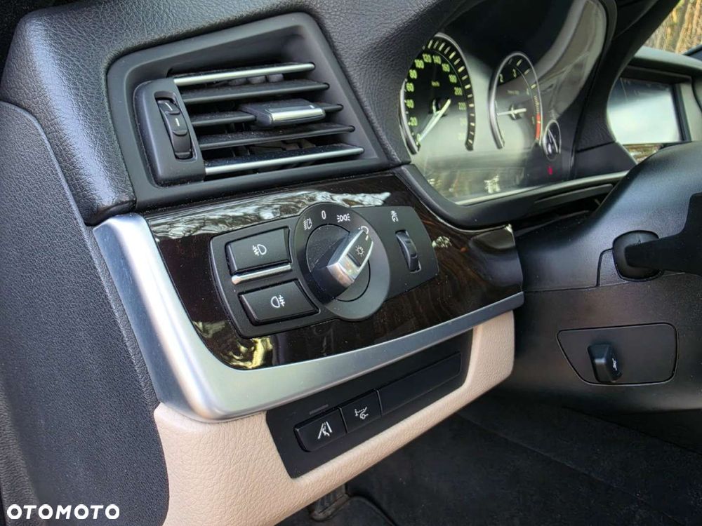 BMW Seria 5 - 26