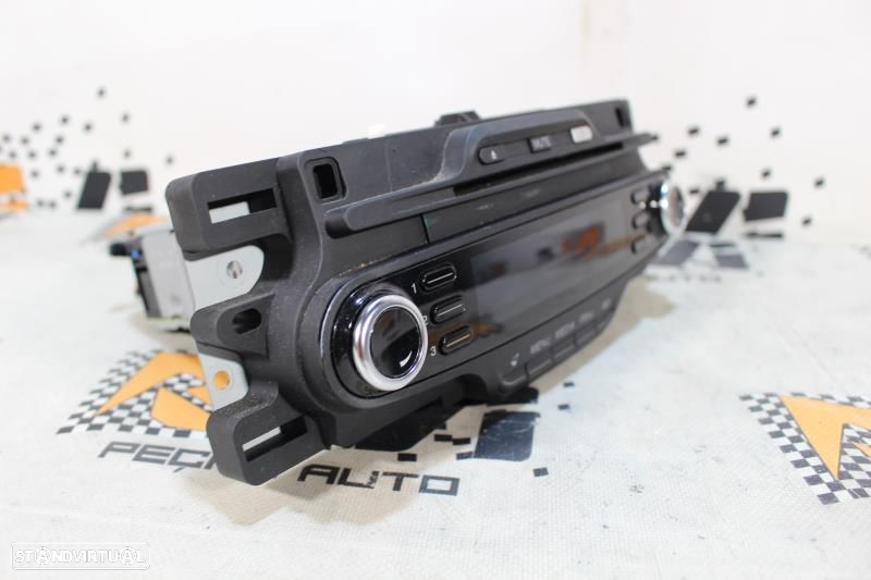 Rádio Alfa Romeo Giulietta (940_)  1560912490 / 7647302316 / 156 091 2 - 2