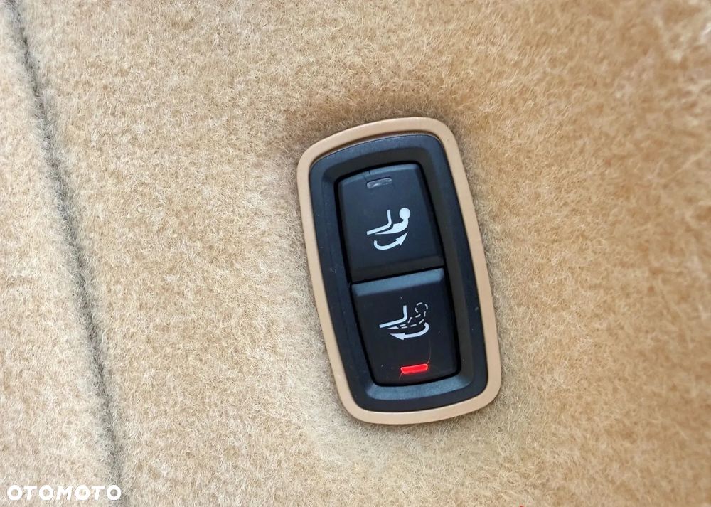 Porsche Cayenne Tiptronic S - 29