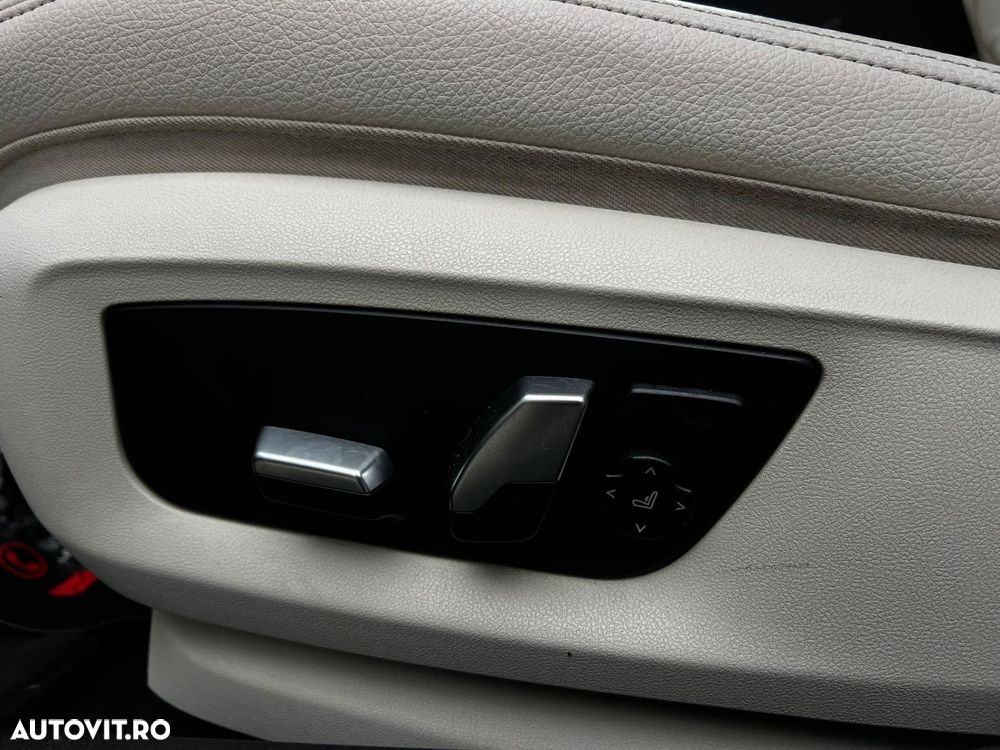 BMW Seria 5 520d xDrive AT - 12