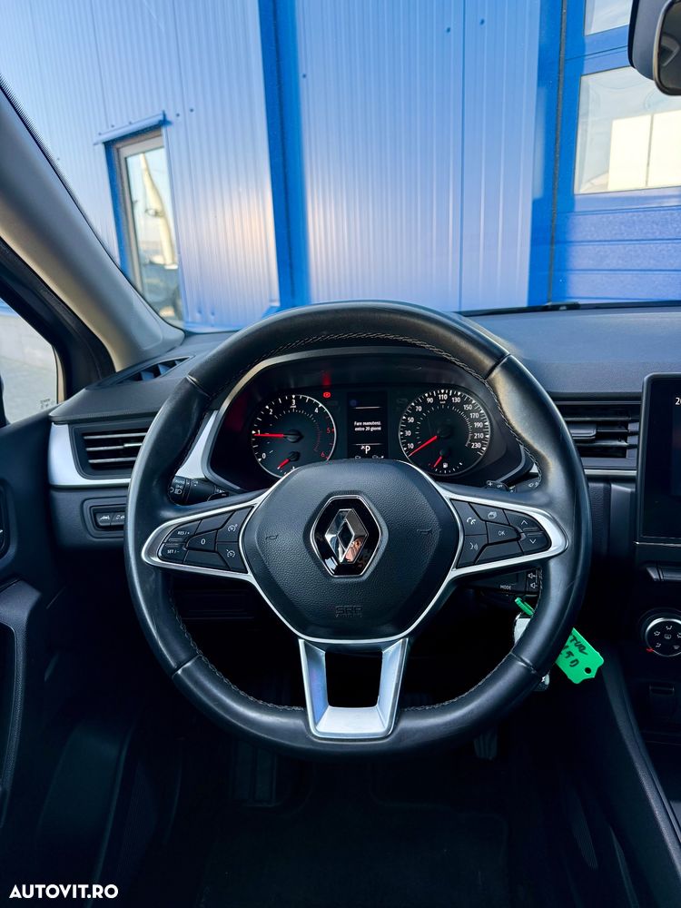 Renault Captur BLUE dCi 115 EDC BUSINESS EDITION - 8