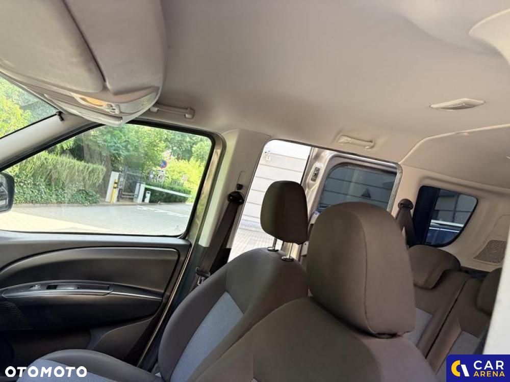 Opel Combo - 36