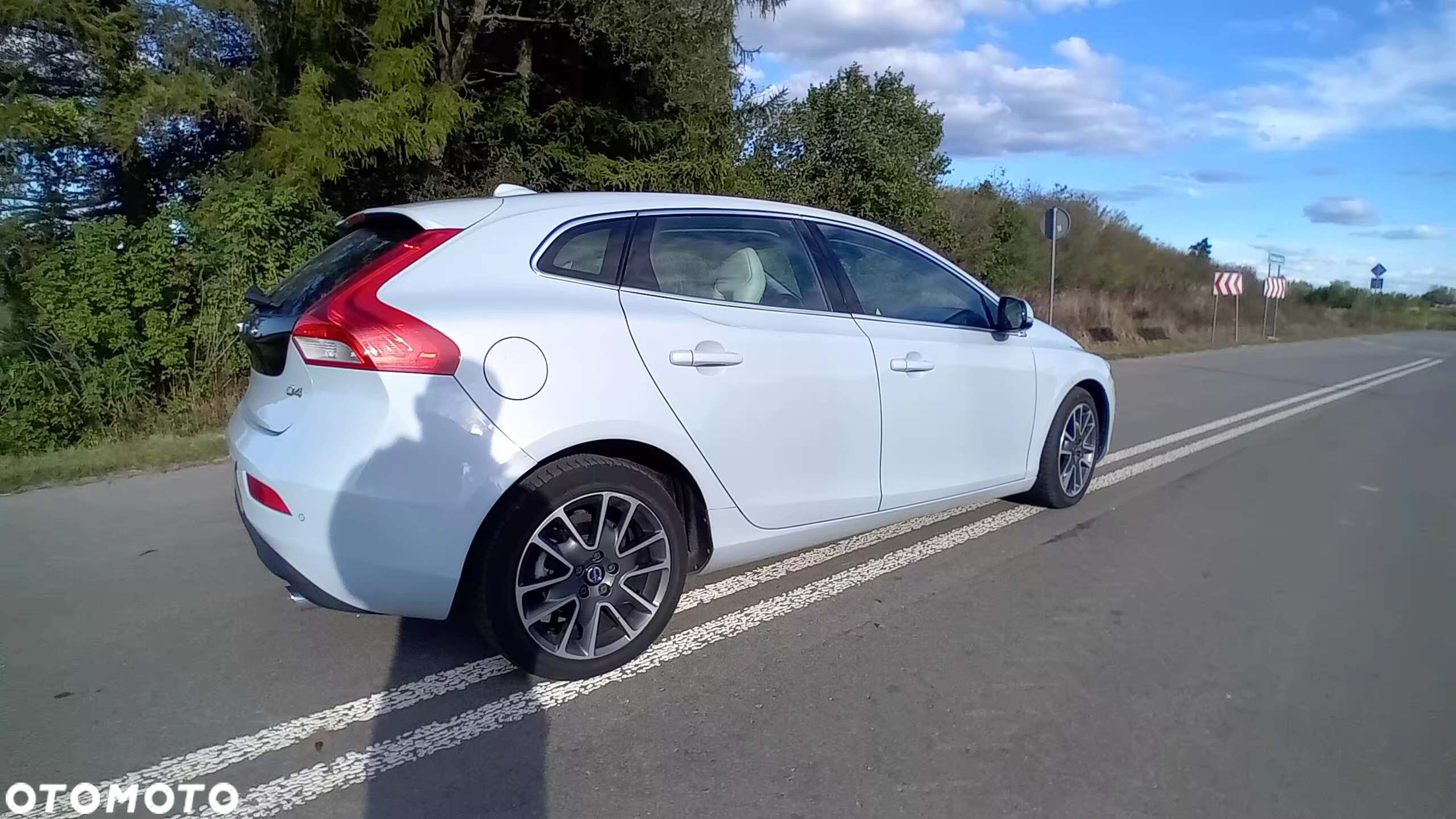 Volvo V40 D4 Drive-E Ocean Race - 9