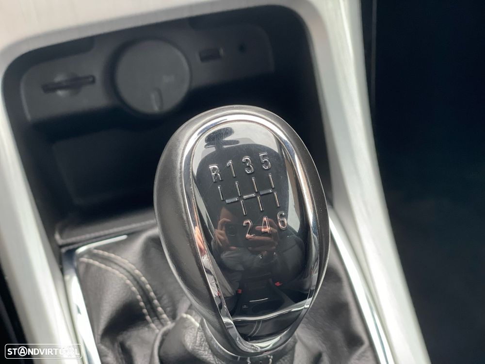 Opel Astra GTC 2.0 CDTi S/S - 36