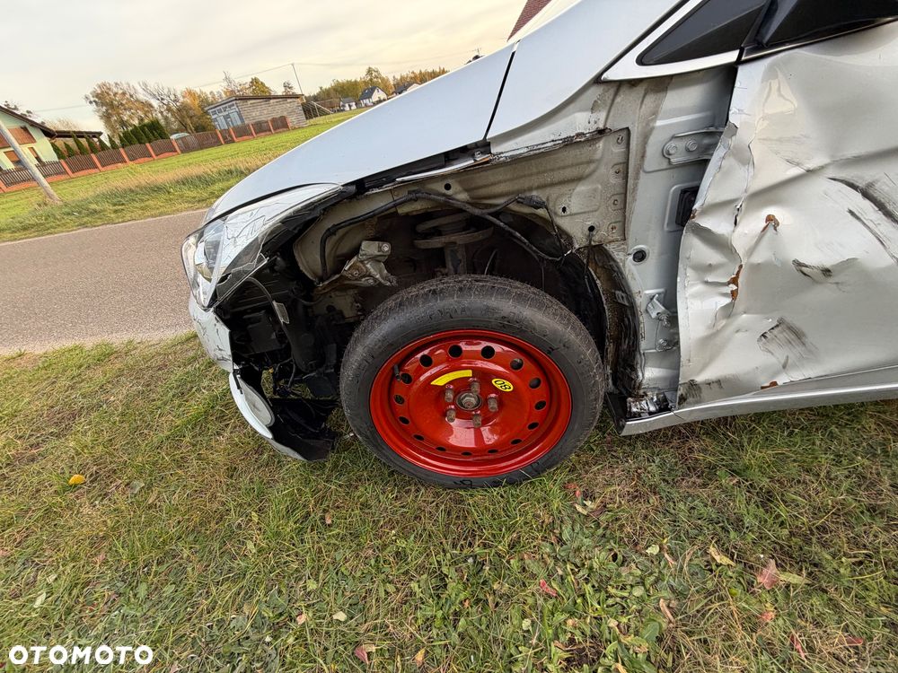 Hyundai i40 i40cw 1.7 CRDi Premium - 23