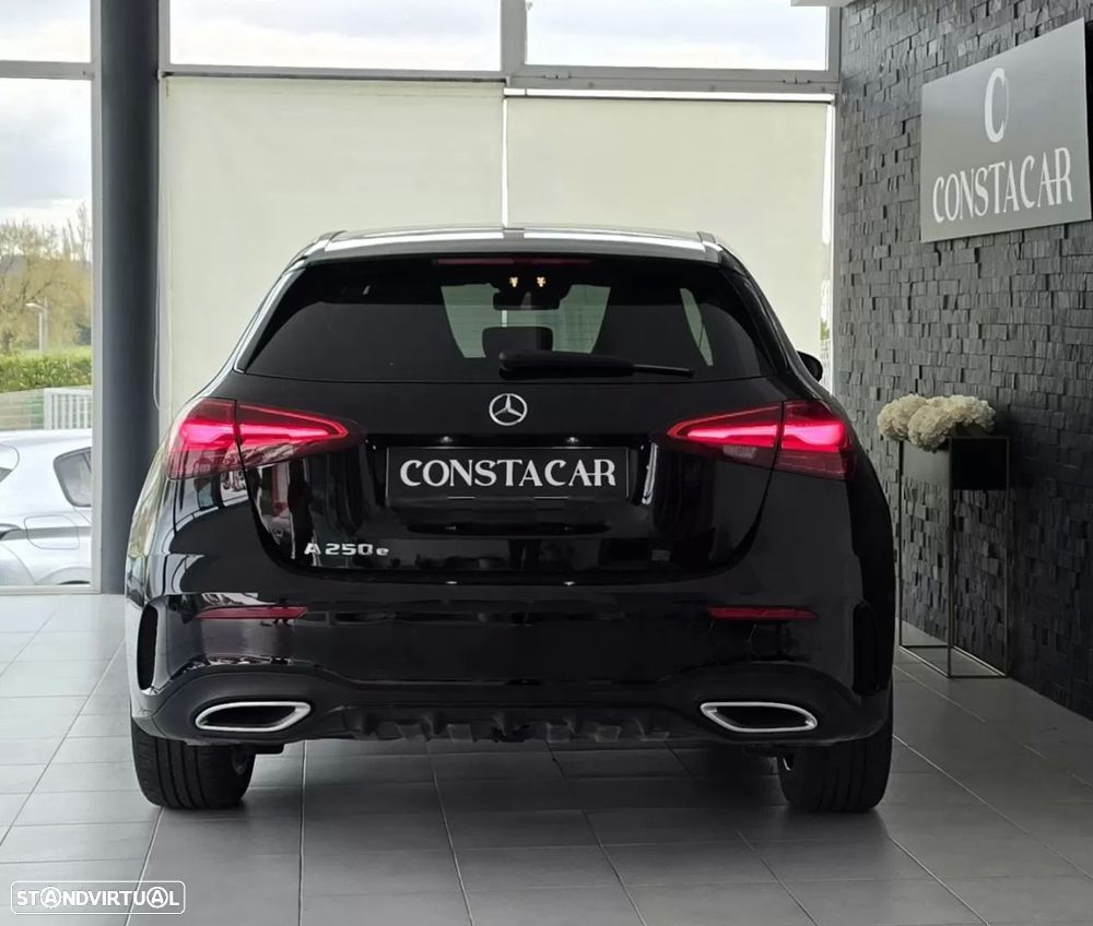 Mercedes-Benz A 250 e - 12