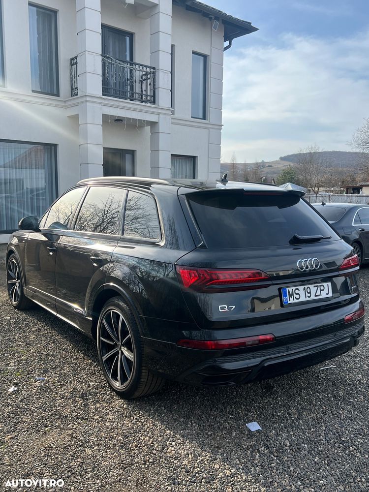 Audi Q7 - 4