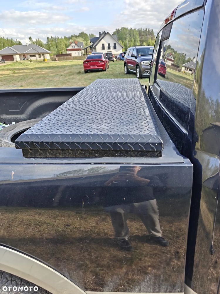 Dodge RAM 5.7 4x4 - 12