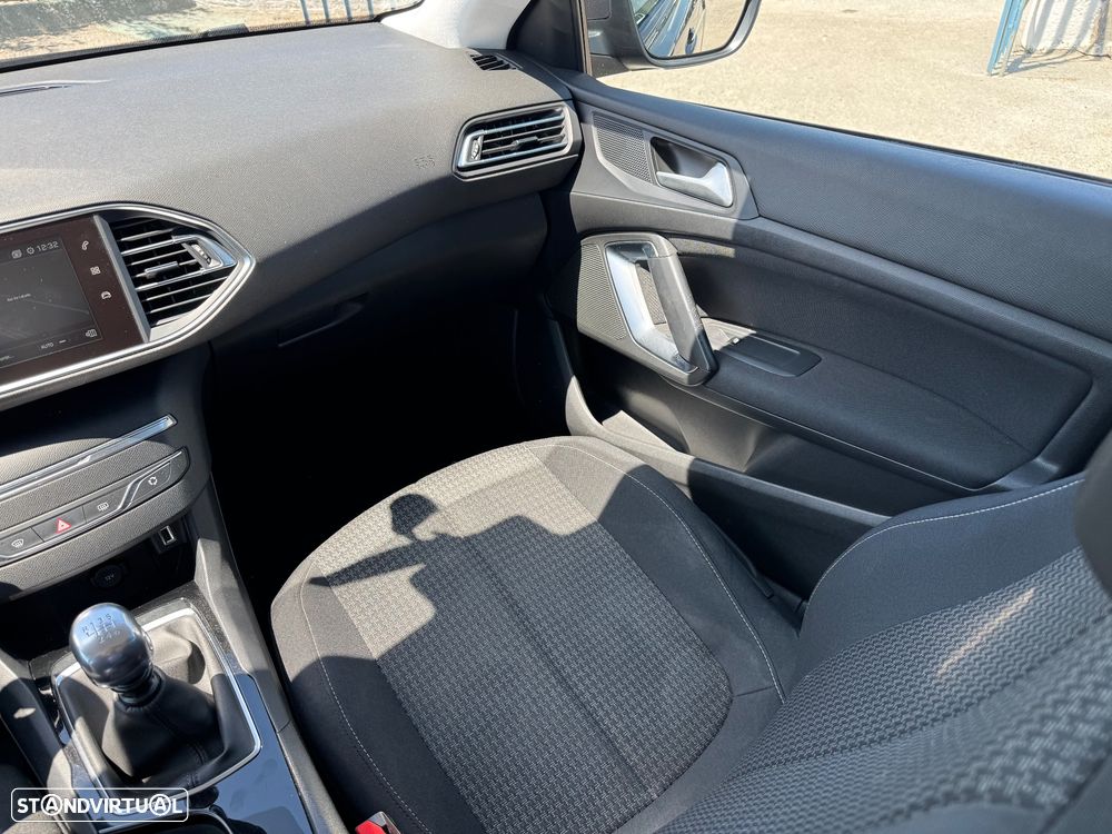 Peugeot 308 BlueHDi FAP 120 Stop & Start Allure - 15