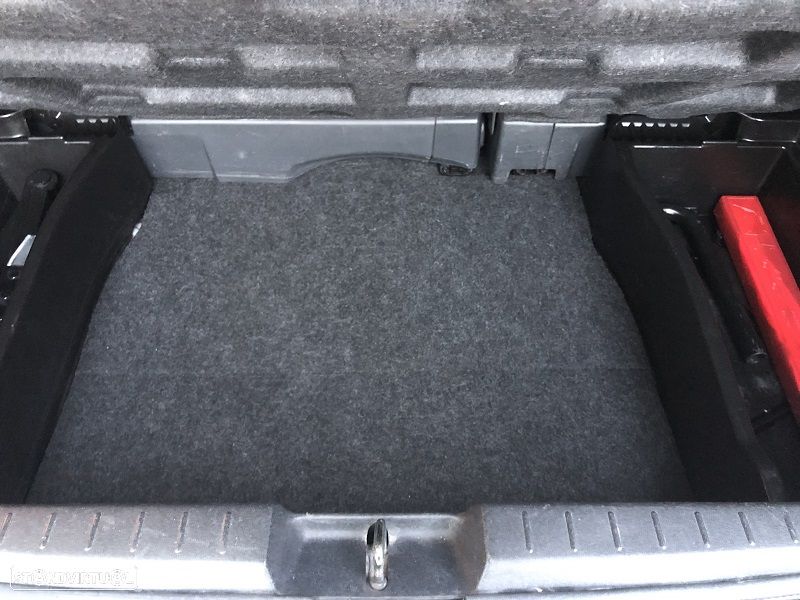 Toyota Yaris 1.0 VVT-i AC Manual - 21