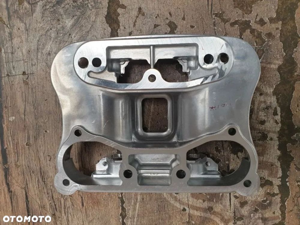 Rocker Box głowicy Harley Davidson Sportster 17579-95C - 2