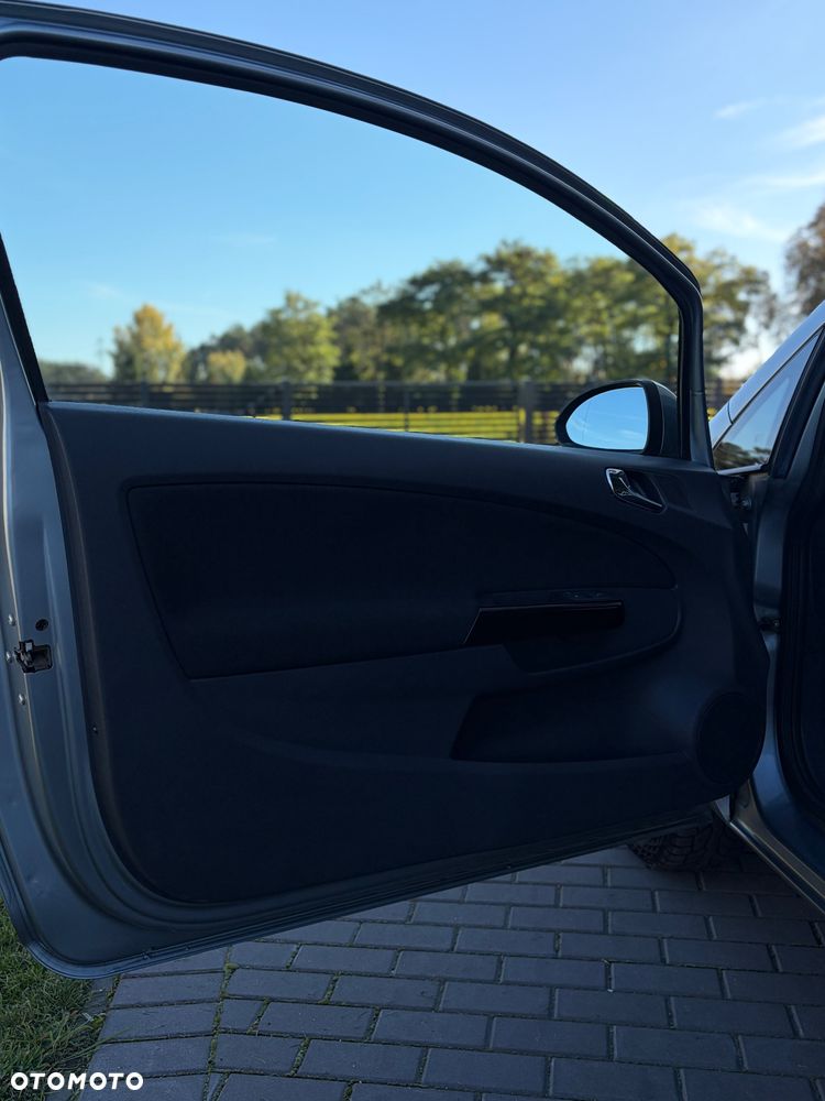 Opel Corsa - 28