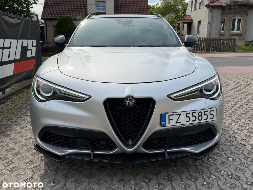 Alfa Romeo Stelvio 2.0 Turbo 16V AT8-Q4 Veloce - 2
