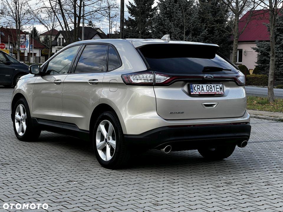 Ford Edge 2.0 TDCi 4WD Titanium - 5