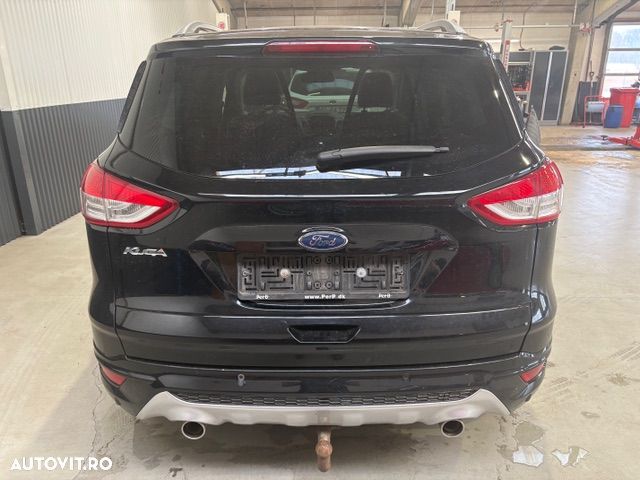 Ford Kuga 2.0 TDCi 4WD Powershift Titanium - 9