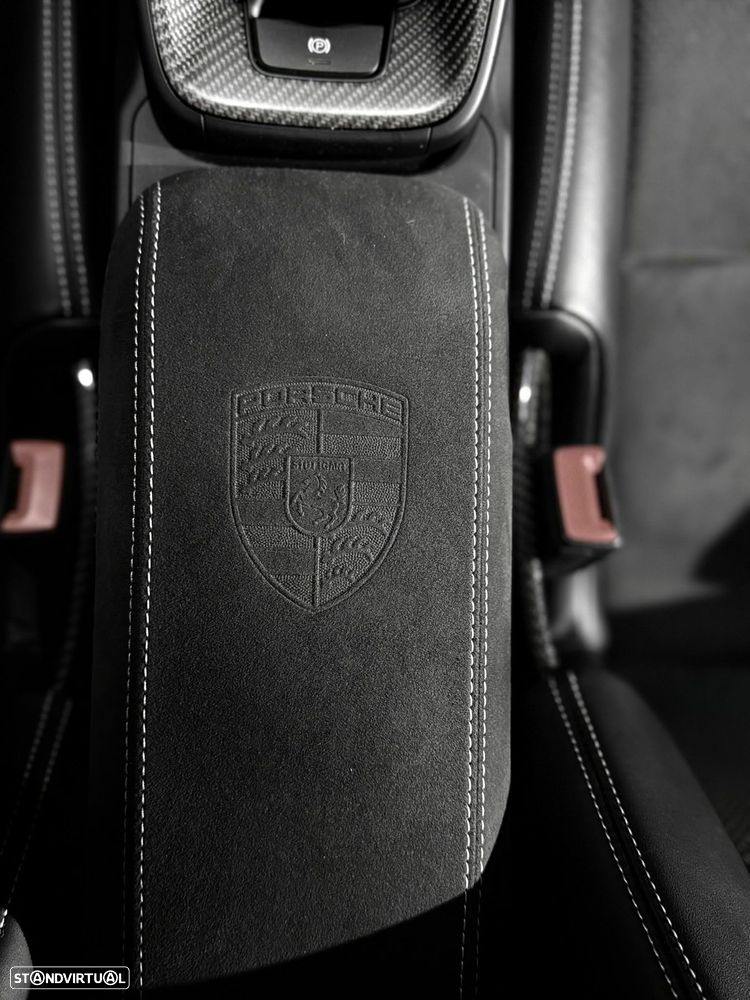 Porsche 911 (992) GT3 RS - 12