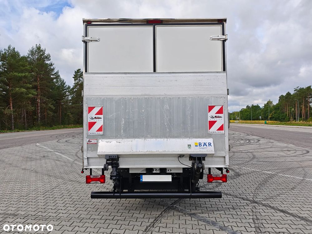 Iveco DAILY 3.0d 150KM** WINDA BAR 1000kg+UDT do 09.29r + STEROWANIE BEZPRZEWODOWE** Kontener 8-EuroPalet dł 425cm ** POLSKI SALON** 233 tyś KM** DMC do 3.5T kat.B** - 4
