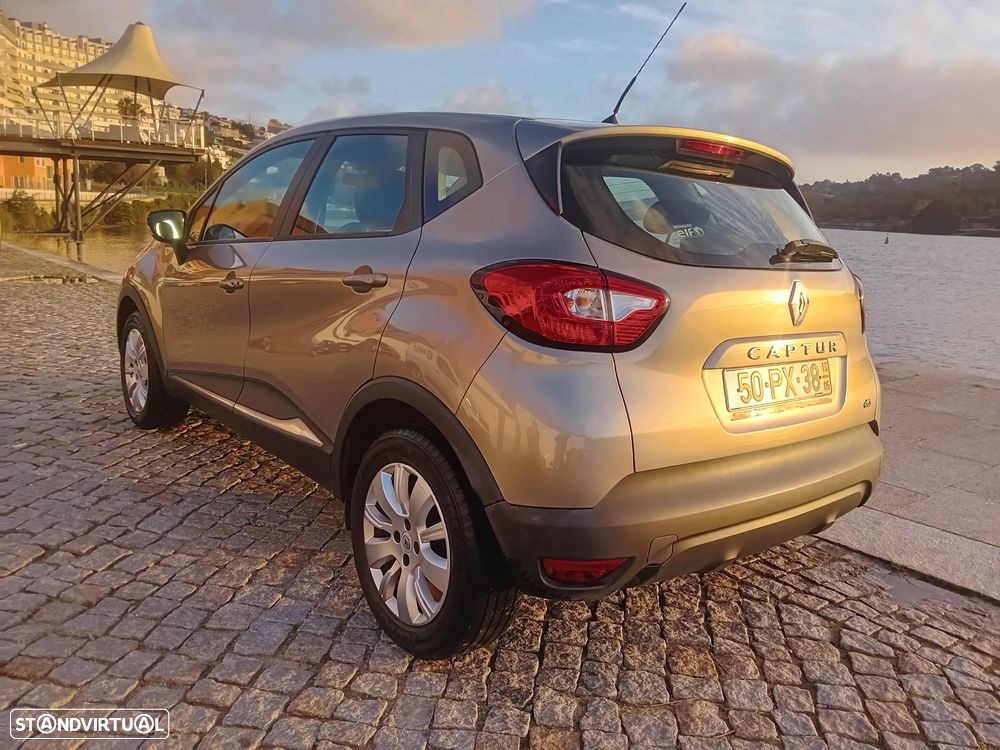 Renault Captur 1.5 dCi Sport - 10