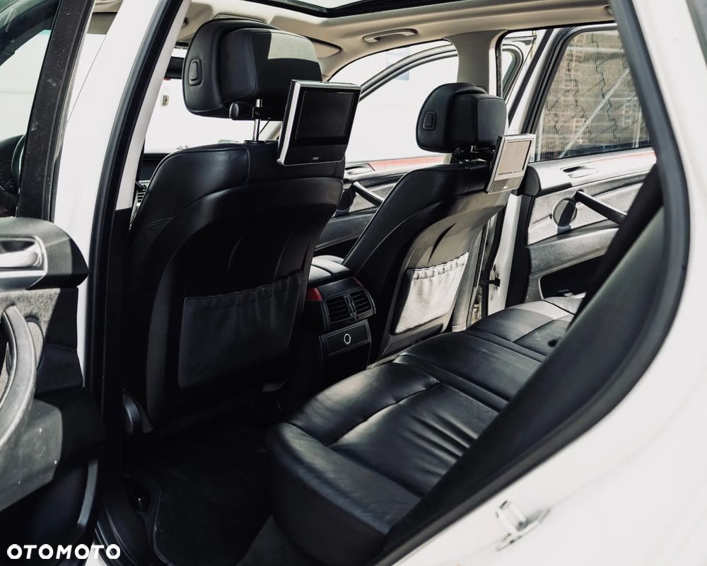 BMW X5 3.5d xDrive - 17