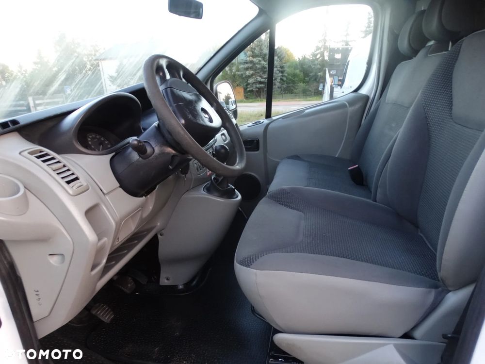 Opel Vivaro - 13