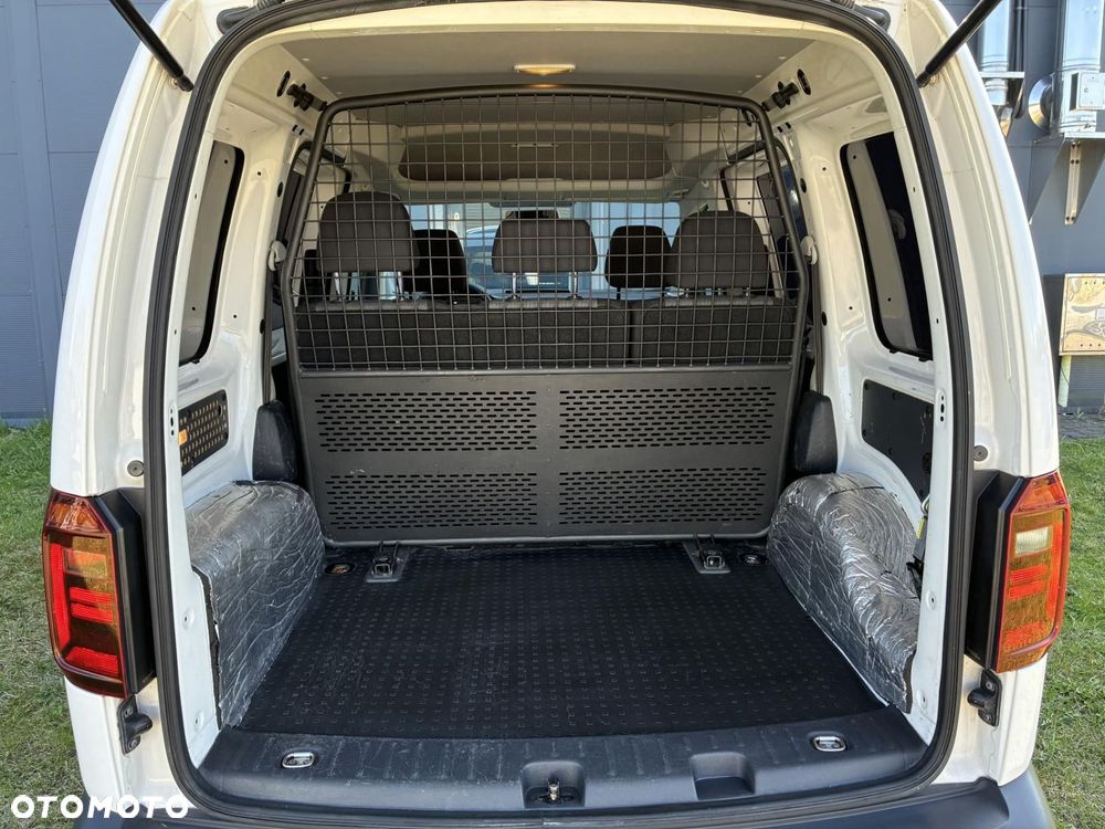 Volkswagen Caddy - 29