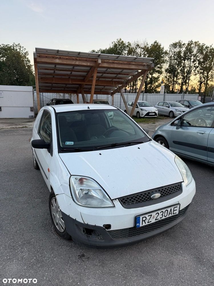 Ford Fiesta - 1