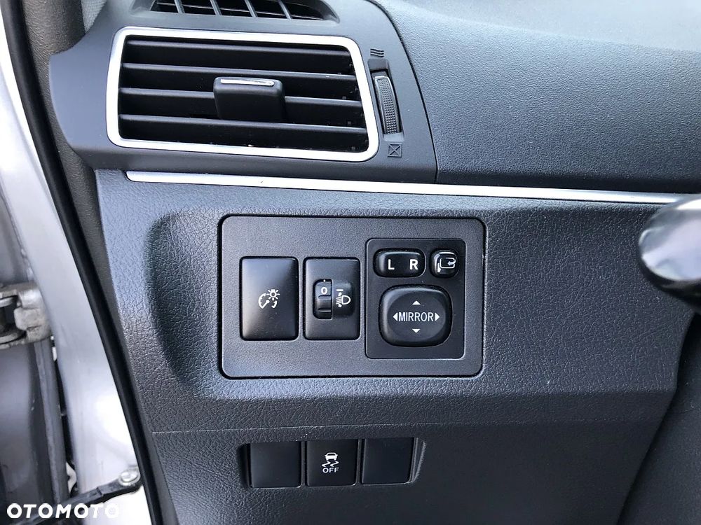Toyota Verso 1.6 D-4D 5-Sitzer Start/Stop Executive - 24