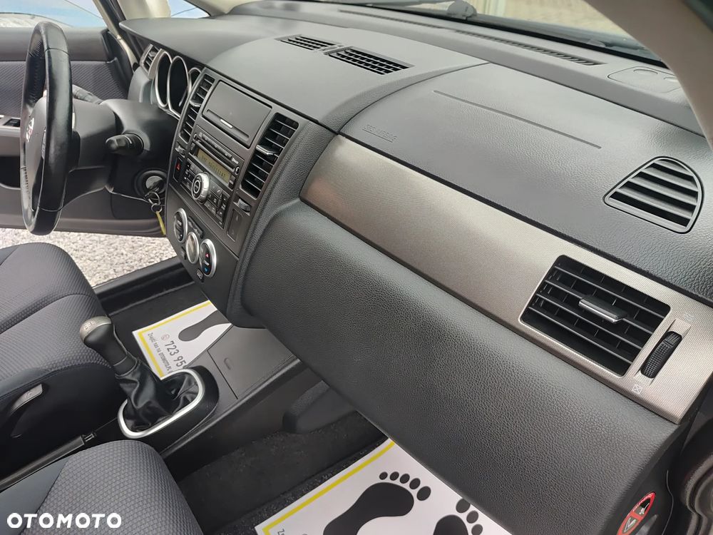 Nissan Tiida 1.6 Acenta - 40