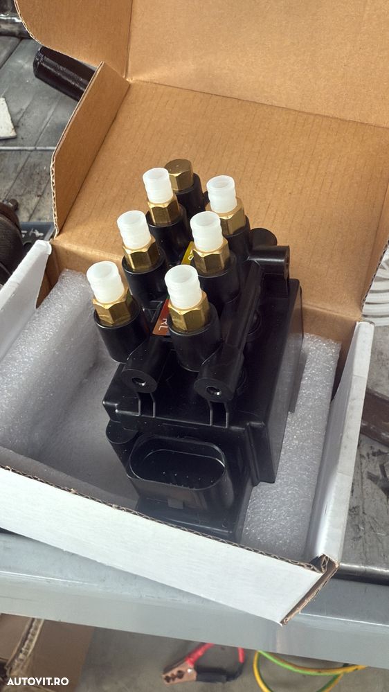 Compresor perne aer Audi q7 q8 a8 a7 bloc de valve BMW g11 g12 x5 compresor BMW - 4