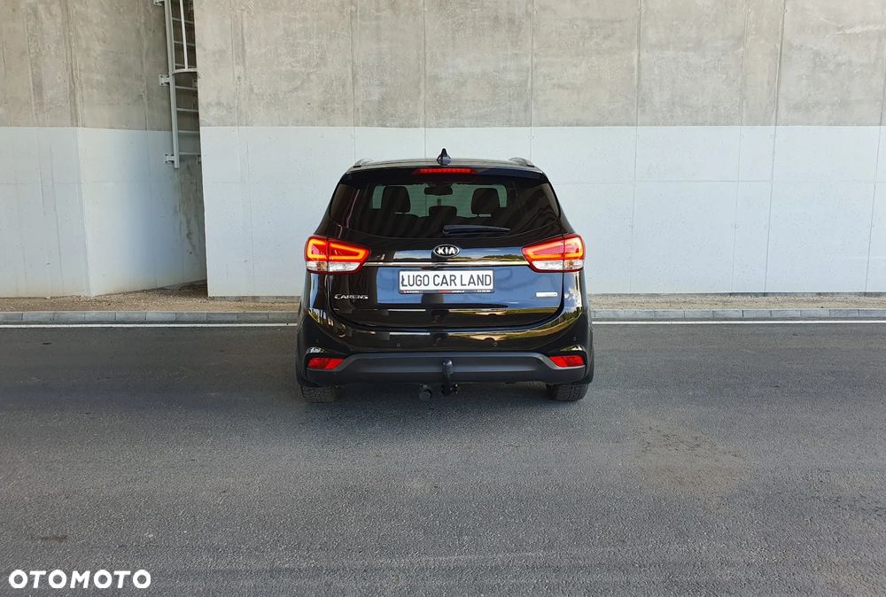 Kia Carens 1.6 GDI Dream-Team Edition - 11